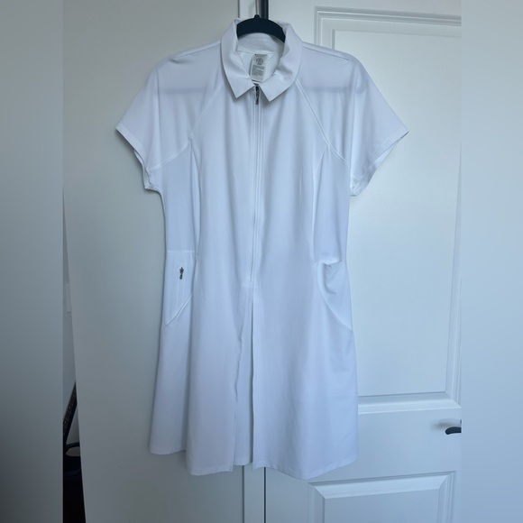 BNWT Athleta Fairway Dress M - Picture 3 of 6